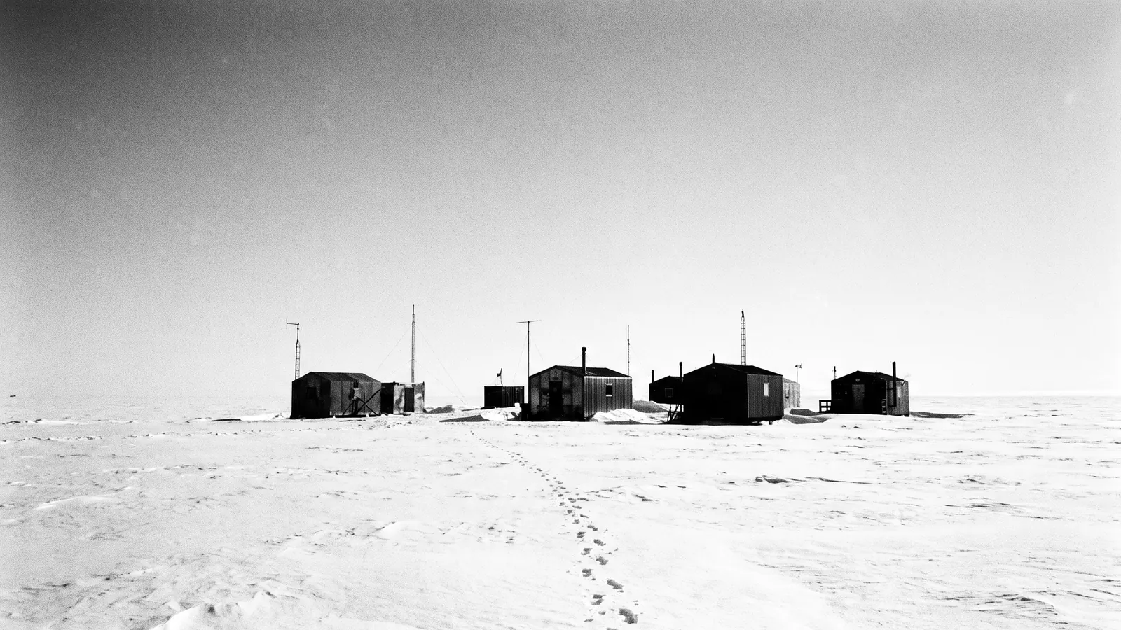 Polar research station